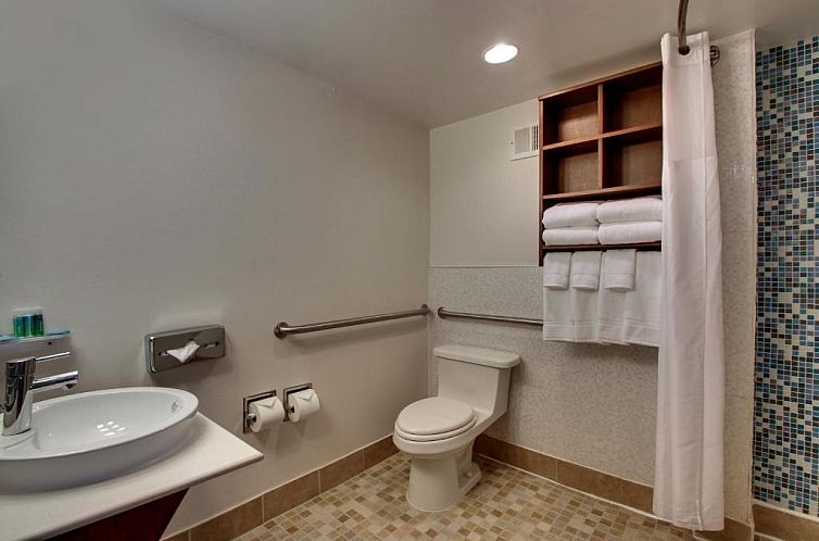 Holiday Inn Express Washington DC Silver Spring, an IHG Hote