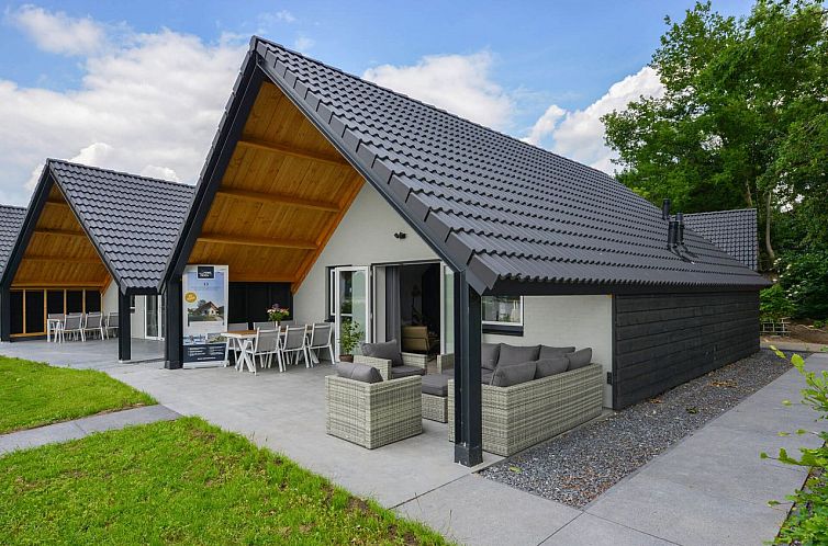 Vrijstaande woning in Gelderland, Nederland