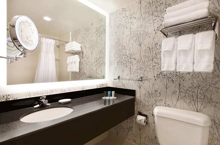 Crowne Plaza Crystal City-Washington, D.C., an IHG Hotel