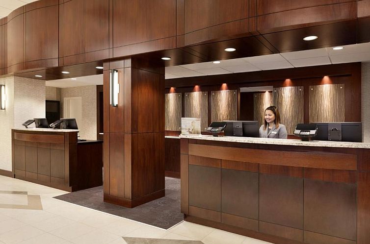 Crowne Plaza Crystal City-Washington, D.C., an IHG Hotel