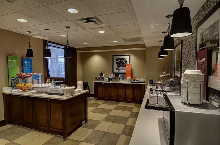 Hampton Inn & Suites Baltimore/Woodlawn