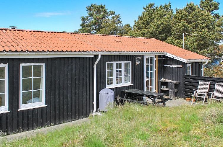 Vakantiehuis "Neija" - 800m from the sea