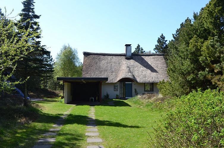 Vakantiehuis "Emilla" - 3.8km from the sea