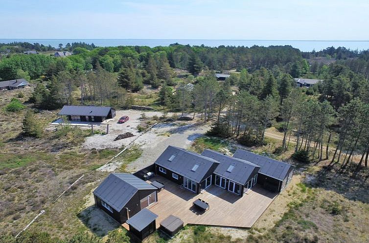 Vakantiehuis "Elke" - 3.5km from the sea