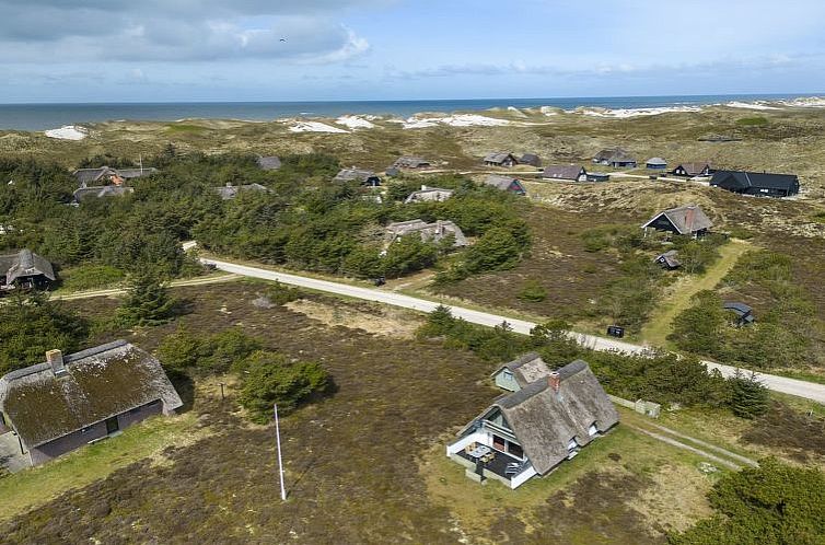 Vakantiehuis "Thorbjörn" -  from the sea