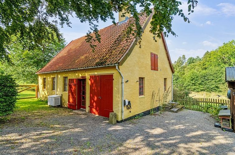 Vakantiehuis "Waldemar" - 8km from the sea