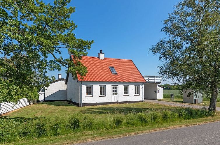 Vakantiehuis "Nilia" - 3.5km from the sea