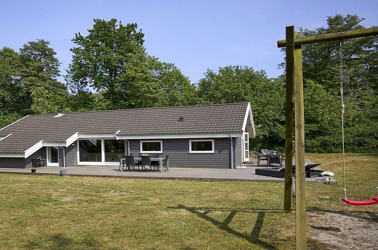 Vakantiehuis "Rudolf" - 400m from the sea