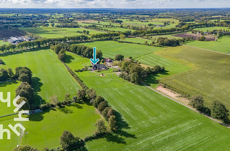 Heerlijke 15 persoons vakantieboerderij met gratis WiFi in