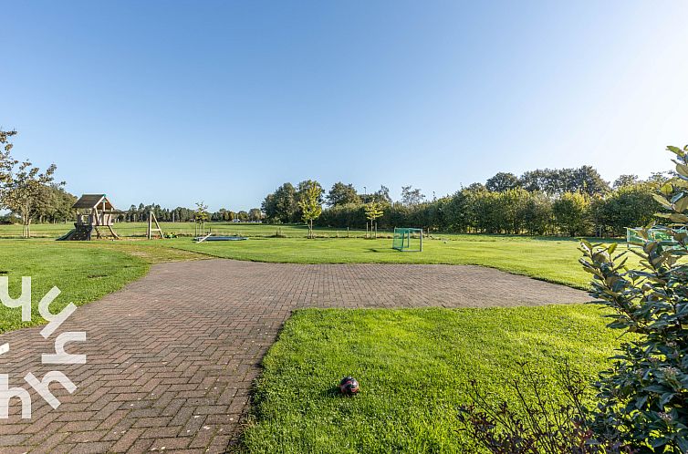 Heerlijke 15 persoons vakantieboerderij met gratis WiFi in