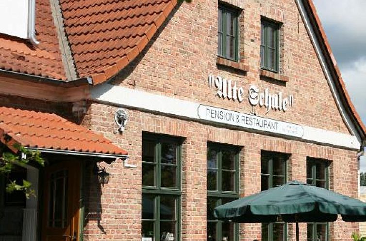 Pension & Restaurant "Alte Schule"