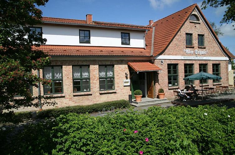 Pension & Restaurant "Alte Schule"