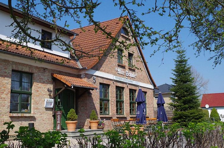 Pension & Restaurant "Alte Schule"