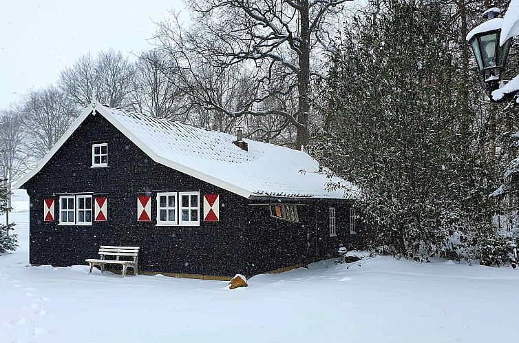 Sfeervol 4 persoons vakantiehuis, gelijkvloers met ligbad en