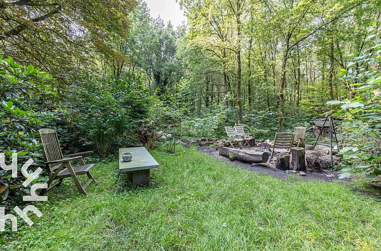 Uniek vakantiehuis voor 5 personen in het bos, vlakbij het