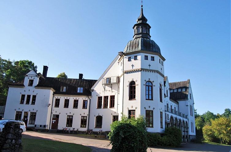 Hellidens Slott och Vandrarhem