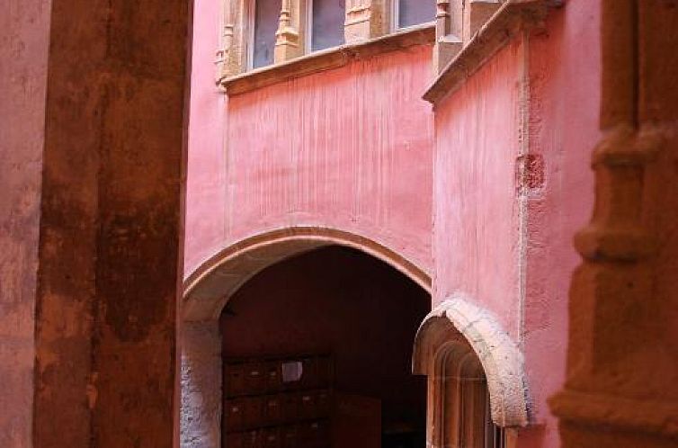 Vieux Lyon Cour Renaissance