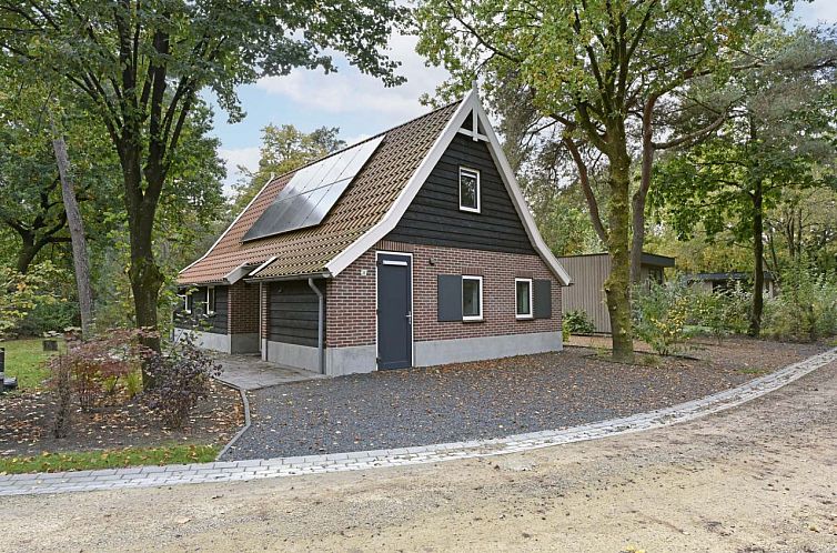 Vrijstaande woning in Gelderland, Nederland