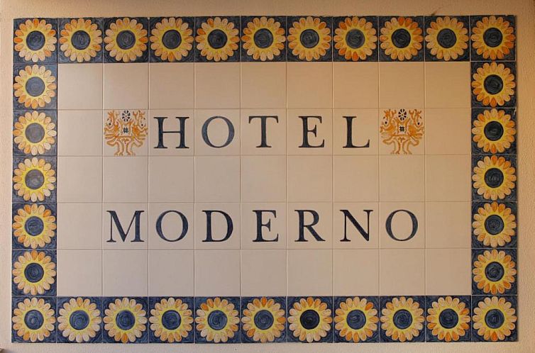 Hotel Moderno