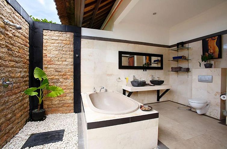 Villa L'Orange Bali