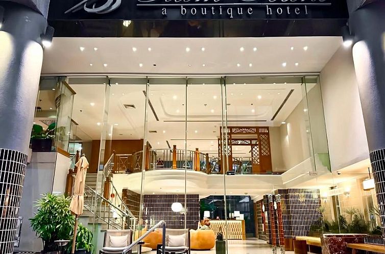 Silom Serene A Boutique Hotel - SHA Extra Plus