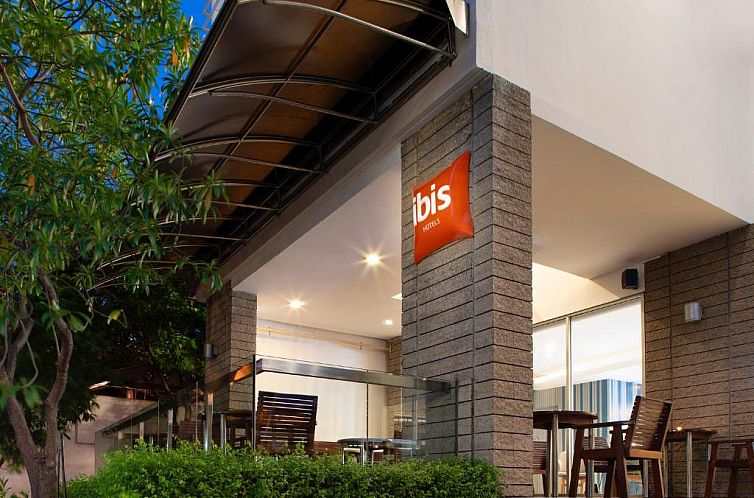 ibis Bangkok Sathorn - SHA Plus