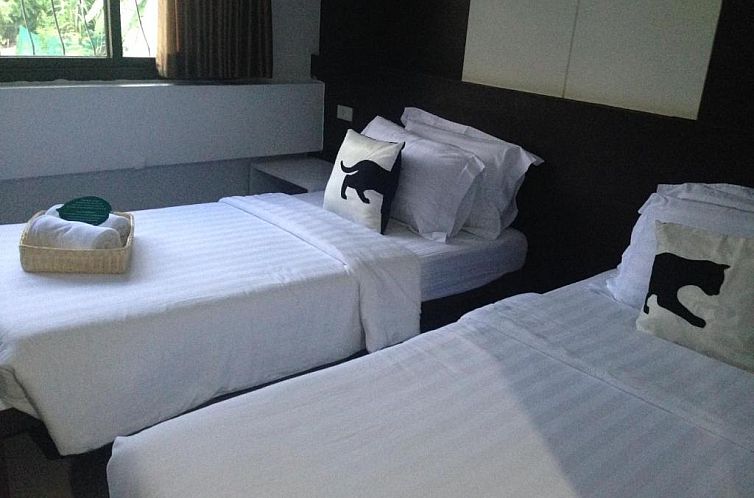 Bed By City Hotel