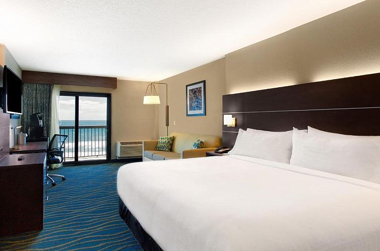 Holiday Inn Express & Suites Oceanfront Daytona Beach Shores