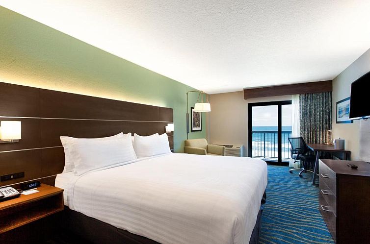 Holiday Inn Express & Suites Oceanfront Daytona Beach Shores