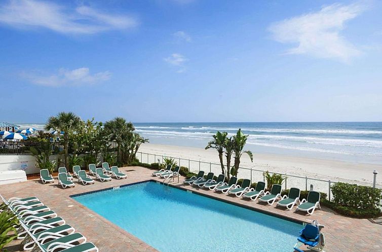 Days Inn by Wyndham Daytona Oceanfront