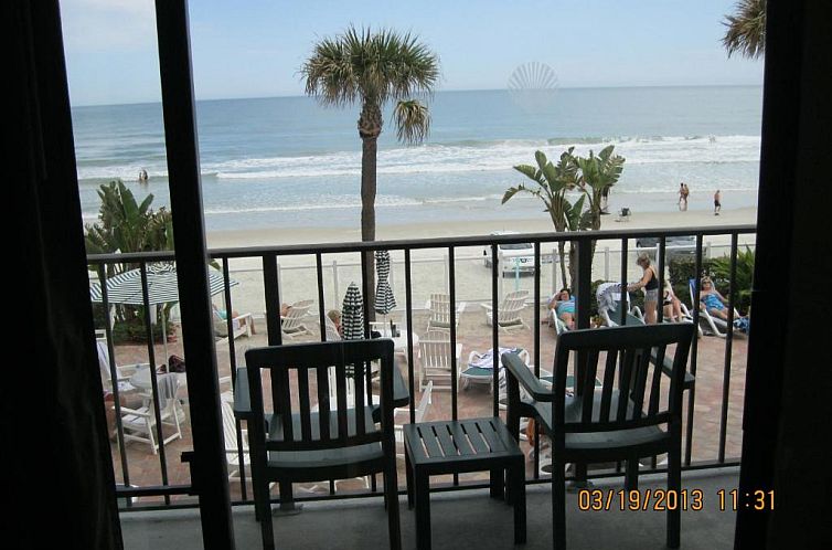 Days Inn by Wyndham Daytona Oceanfront