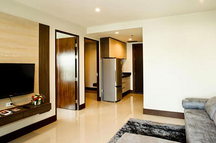 Crystal Suites Suvarnbhumi Airport