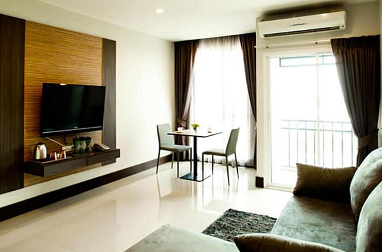 Crystal Suites Suvarnbhumi Airport