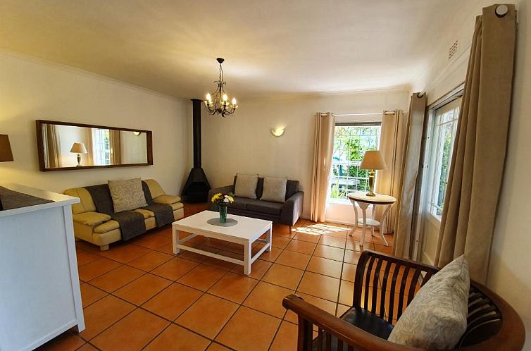 Paradiso Guesthouse & Self-catering Cottage