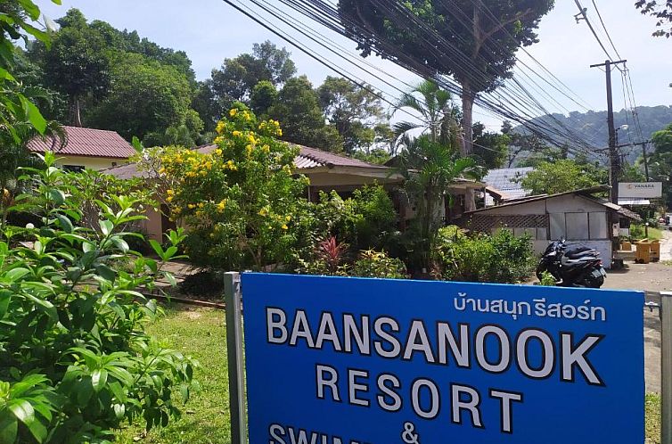 Baansanook Bungalows & Pool