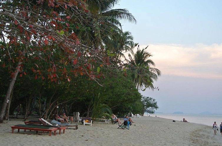 Bangbaobeach Resort