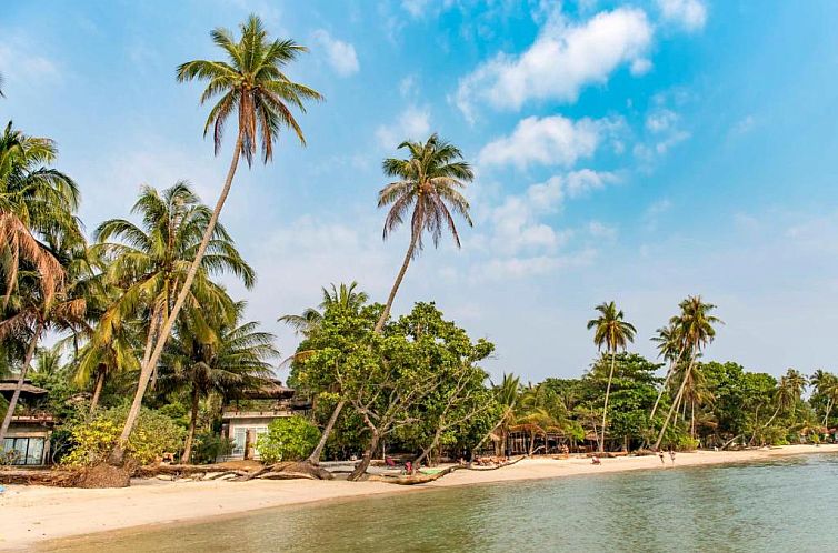 Koh Mak Ao Kao White Sand Beach