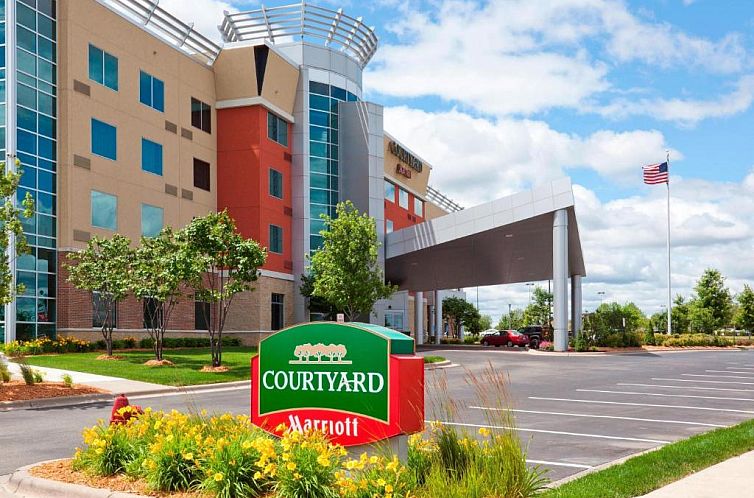 Courtyard Minneapolis Maple Grove Arbor Lakes