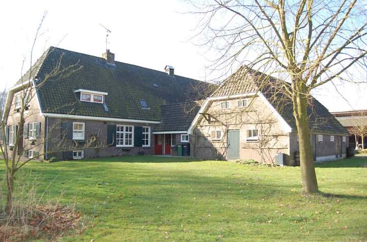 Ruime 12 persoons hoeve op historisch Landgoed Bleijendijk