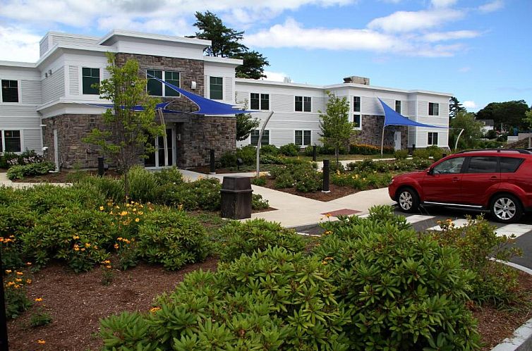 Atlantic Oceanside Hotel & Conference Center