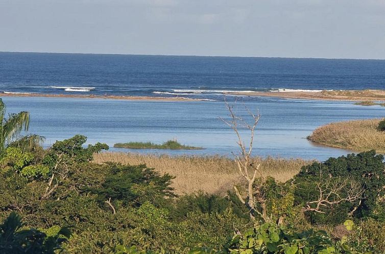 Ndiza Lodge and Cabanas