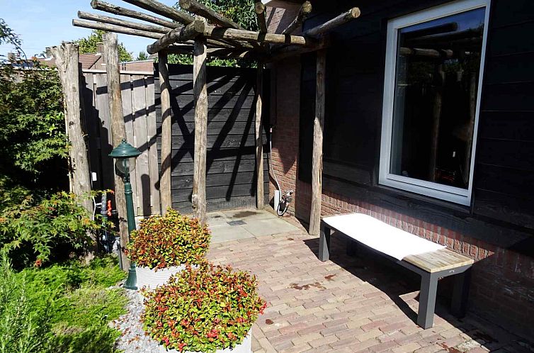 Sfeervol 2 pers vakantiehuis met grote tuin en Wellness