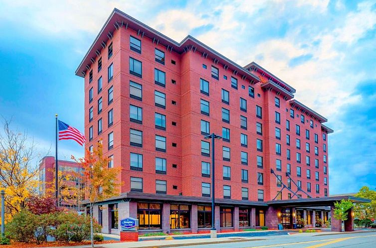 Hampton Inn & Suites Pittsburgh Downtown