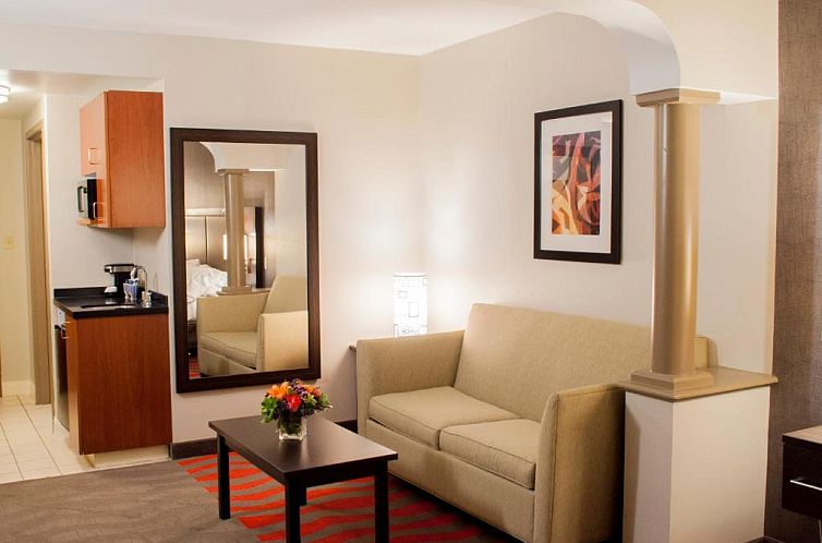 Holiday Inn Express Hotel & Suites Pittsburgh-South Side, an