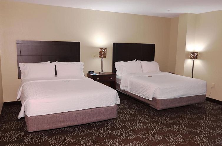 Holiday Inn Express Pittsburgh West - Greentree, an IHG Hote