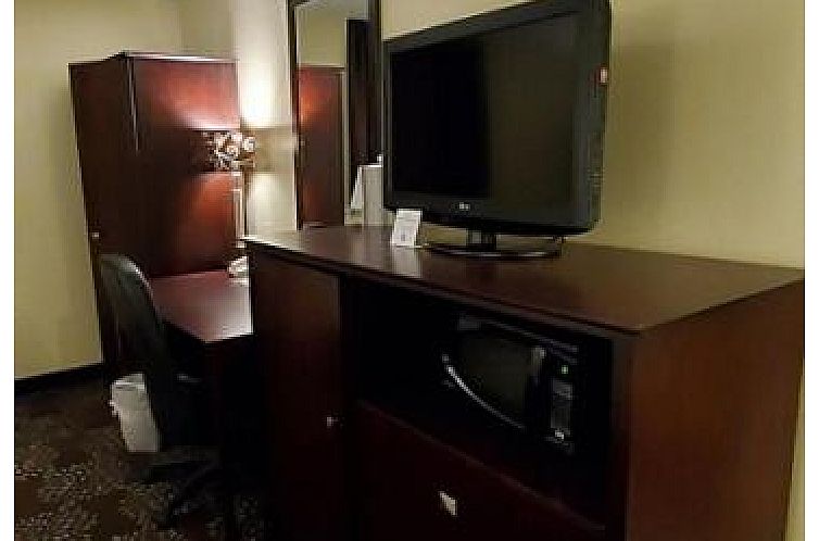 Holiday Inn Express Pittsburgh West - Greentree, an IHG Hote