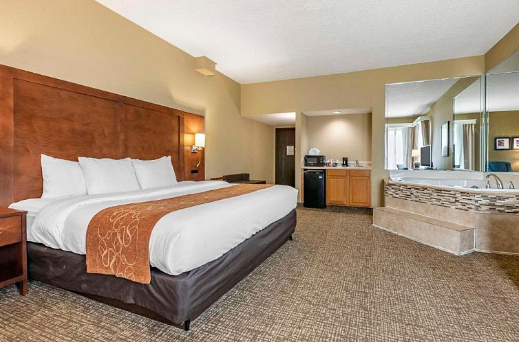 Comfort Suites Baymeadows Near Butler Blvd