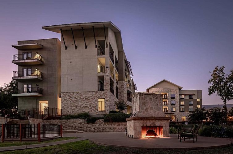 Courtyard by Marriott New Braunfels River Village