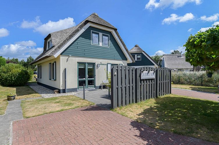 Vrijstaande woning in Noord-Holland, Nederland