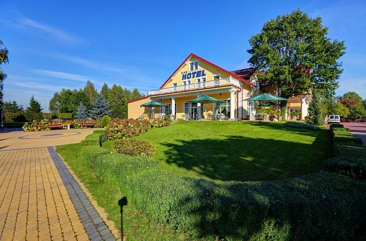 Hotel Chabrowy Dworek